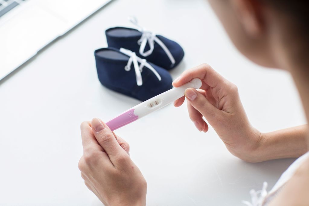 Wiek kobiety a płodność – kiedy ginekolog zaleca szybszą diagnostykę
